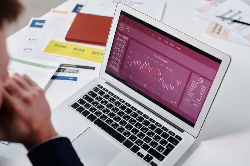 Flying Blind: How Outdated Financial Data Is Quietly Costing Your SME Thousands Every Year